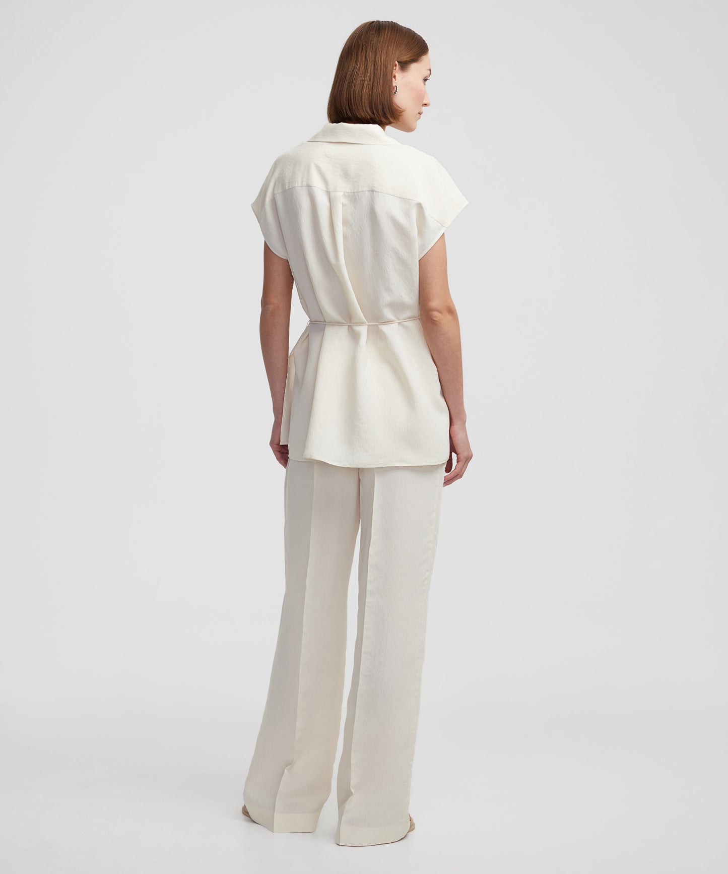 Ince Kuşaklı Gömlek