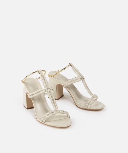 Metal Zincir Aksesuarlı Topuklu Ayakkabı