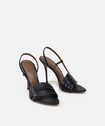 Kabartmalı Topuklu Ayakkabı