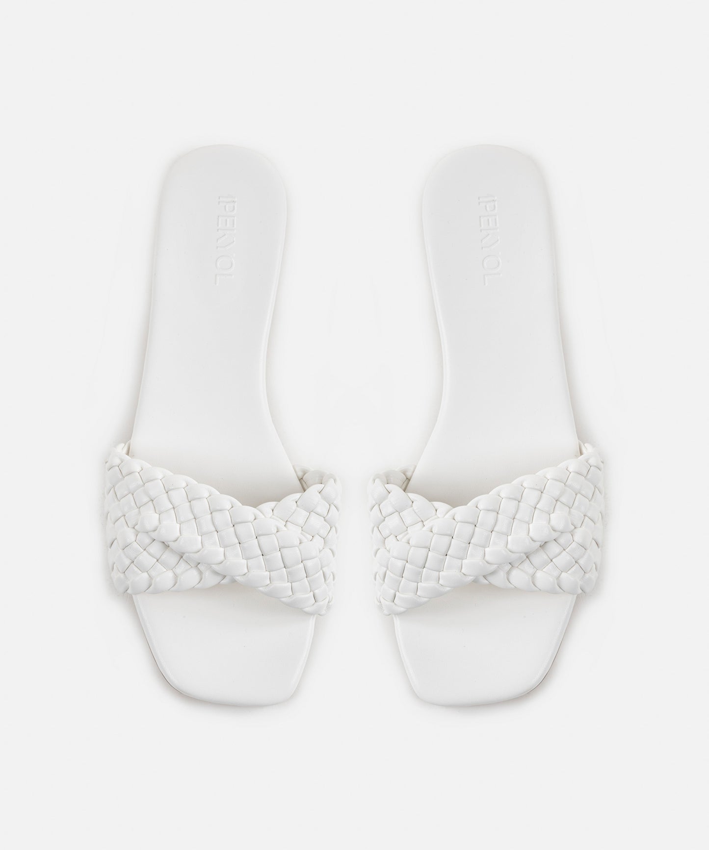 Örgü Dokulu Bantlı Terlik