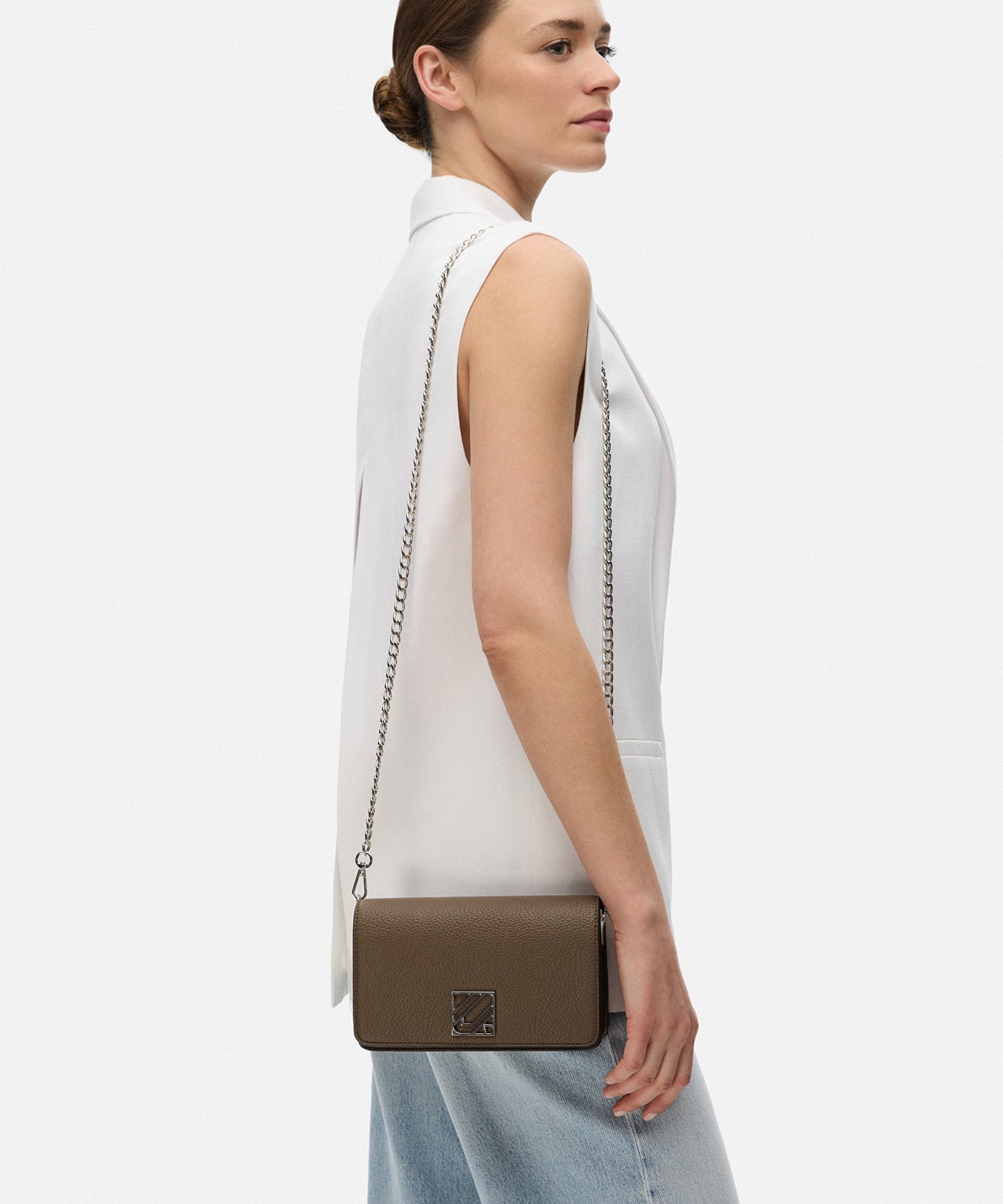 Monogram Tokalı Zincir Askılı Çanta