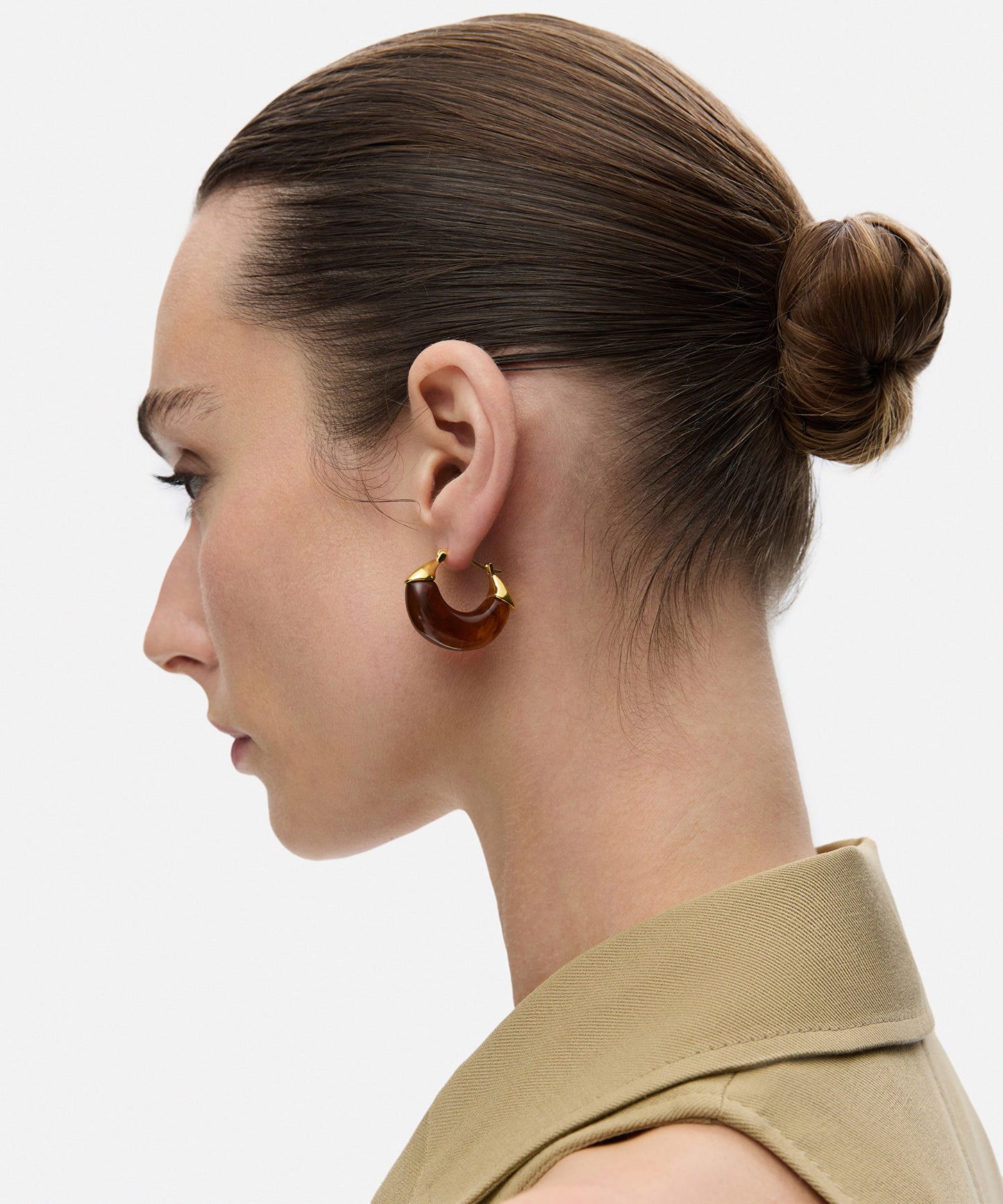 Kontrast Reçineli Metal Küpe