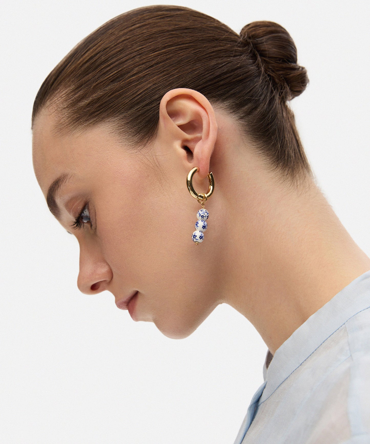 Iç Içe Geçmiş Çiçek Desenli Küpe