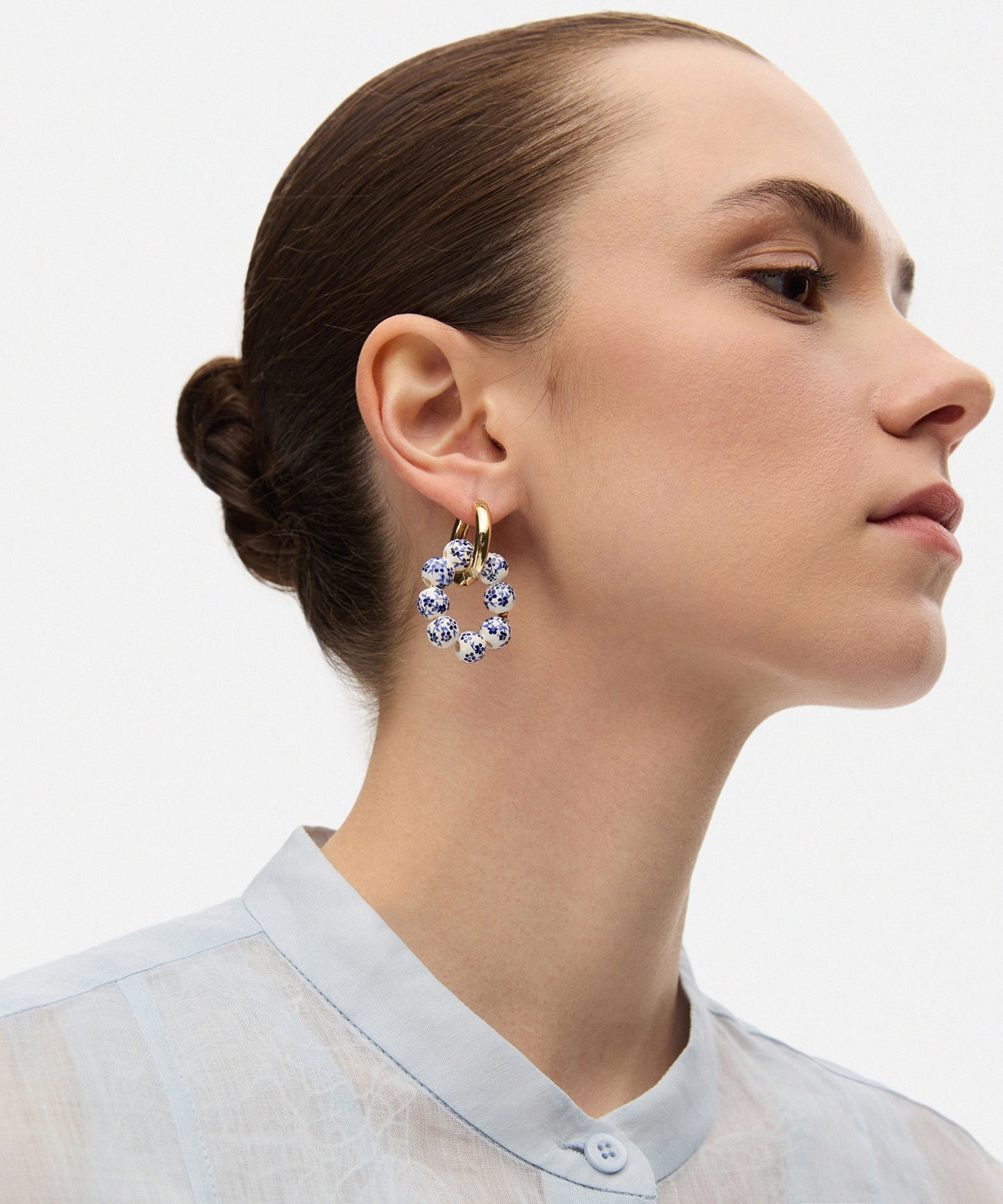 Iç Içe Geçmiş Çiçek Desenli Küpe