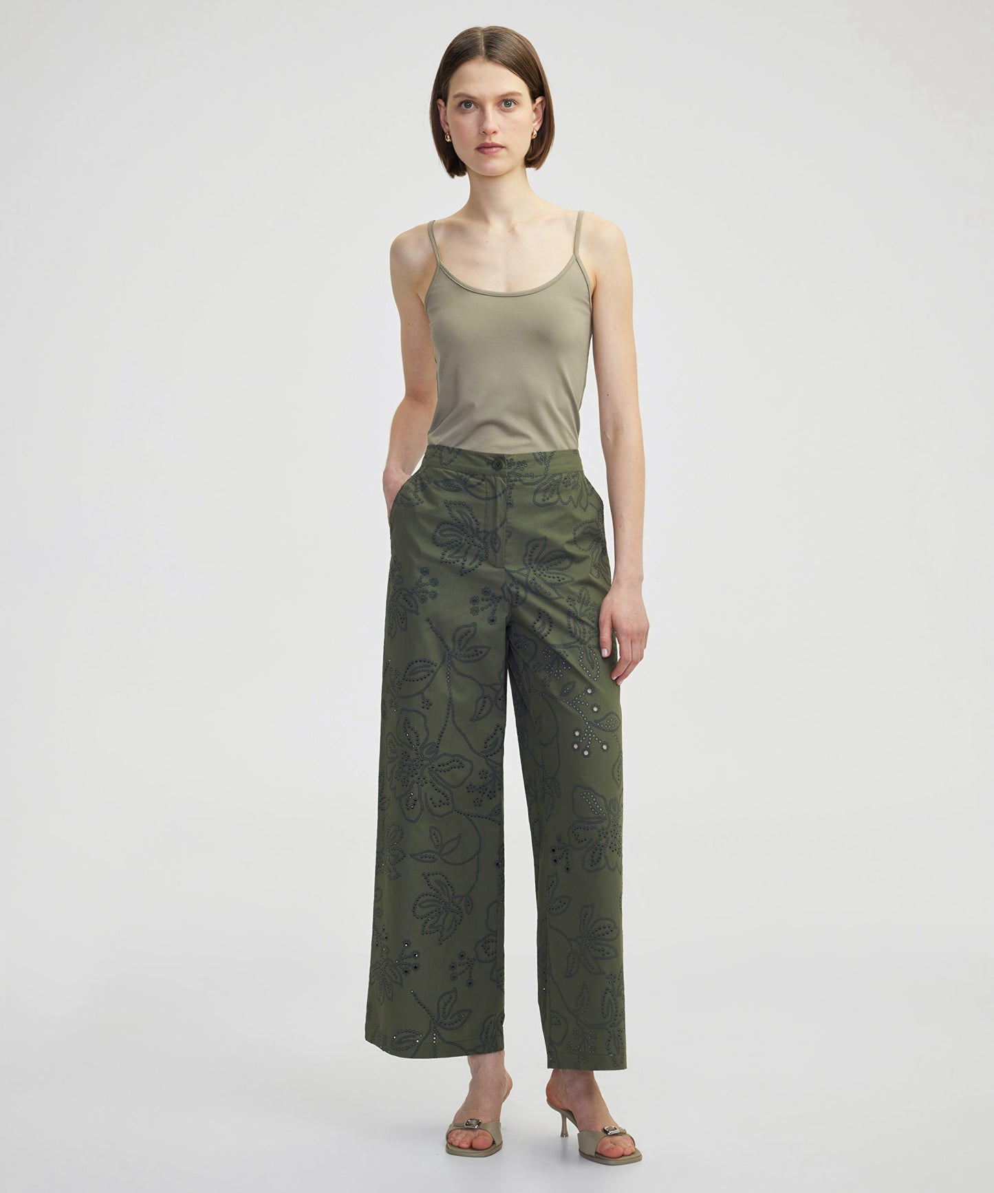 Askılı Dar Kesim Tişört