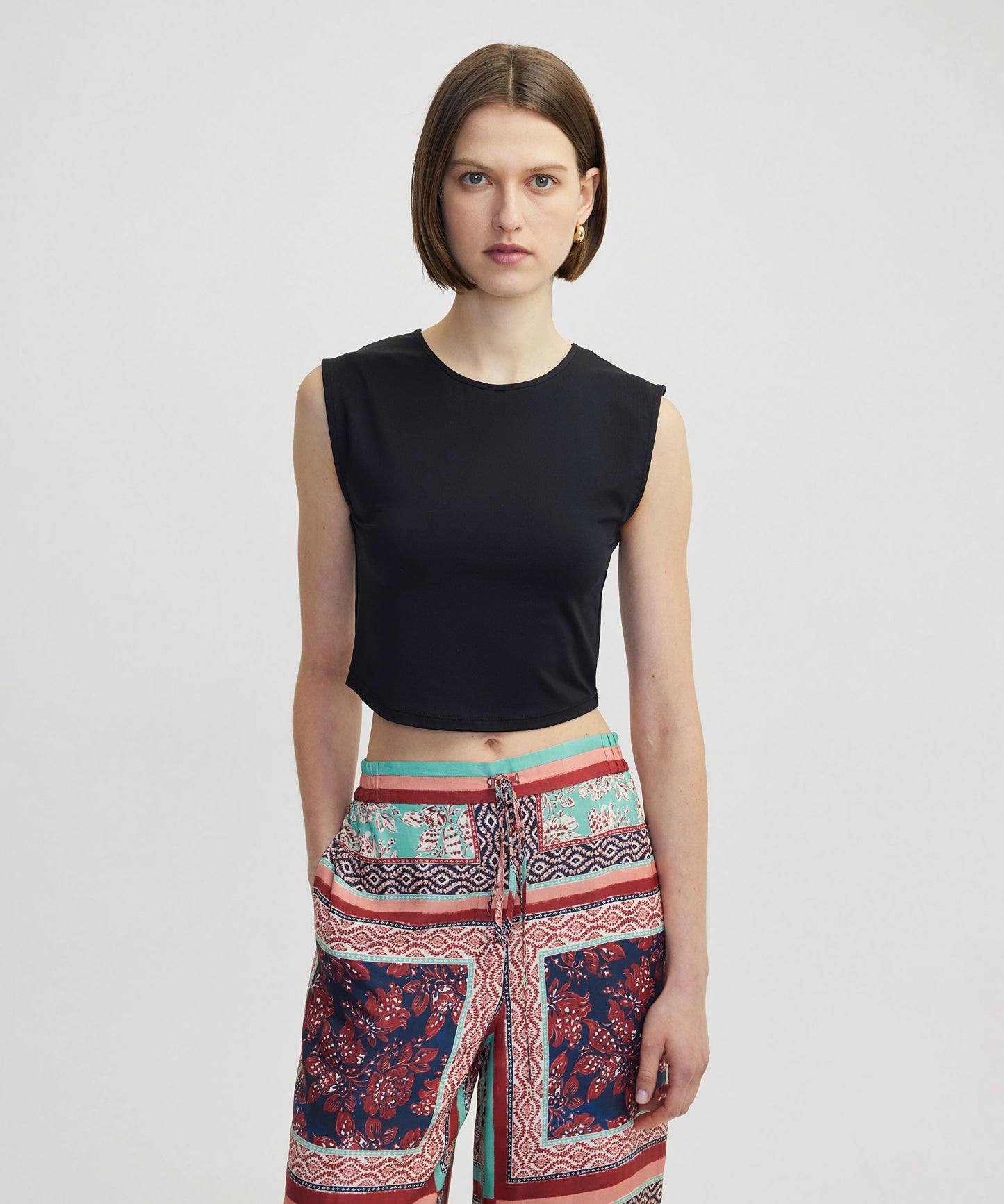 Dar Kesim Basic Tişört