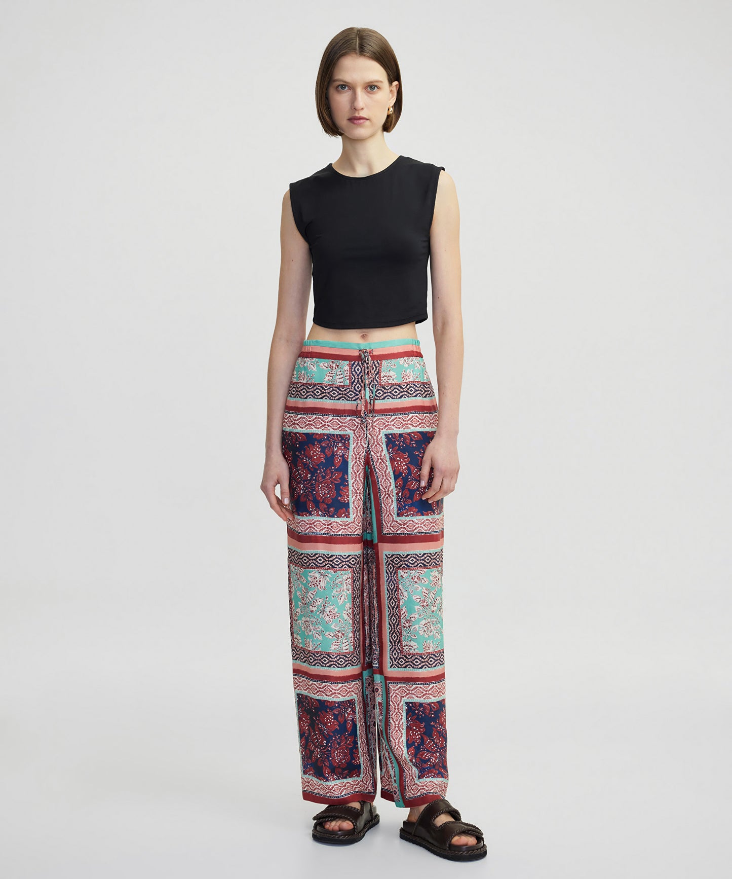 Dar Kesim Basic Tişört