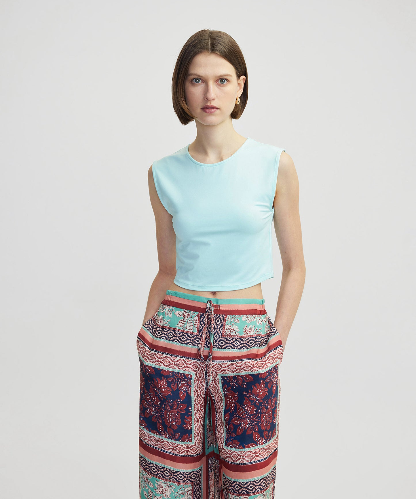 Dar Kesim Basic Tişört