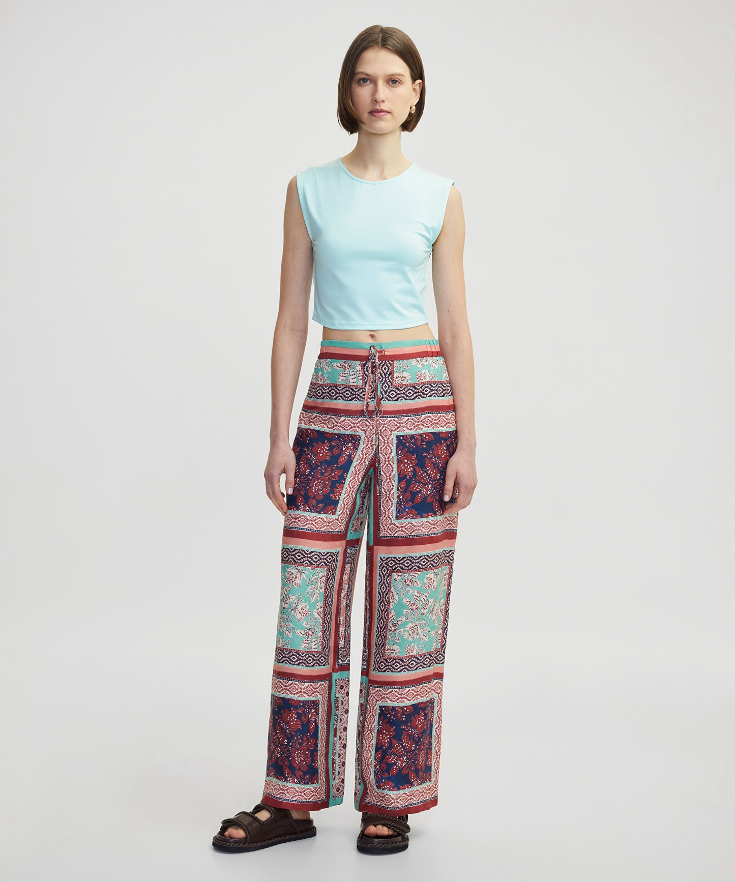 Dar Kesim Basic Tişört