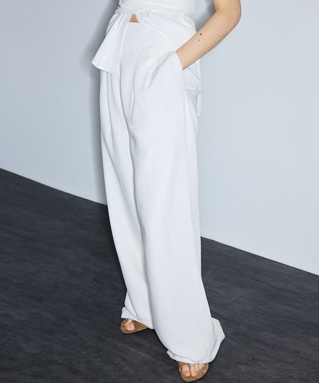 Beyaz Keten Içerikli Wide Leg Fit Pantolon Is1260003186002 | Ipekyol