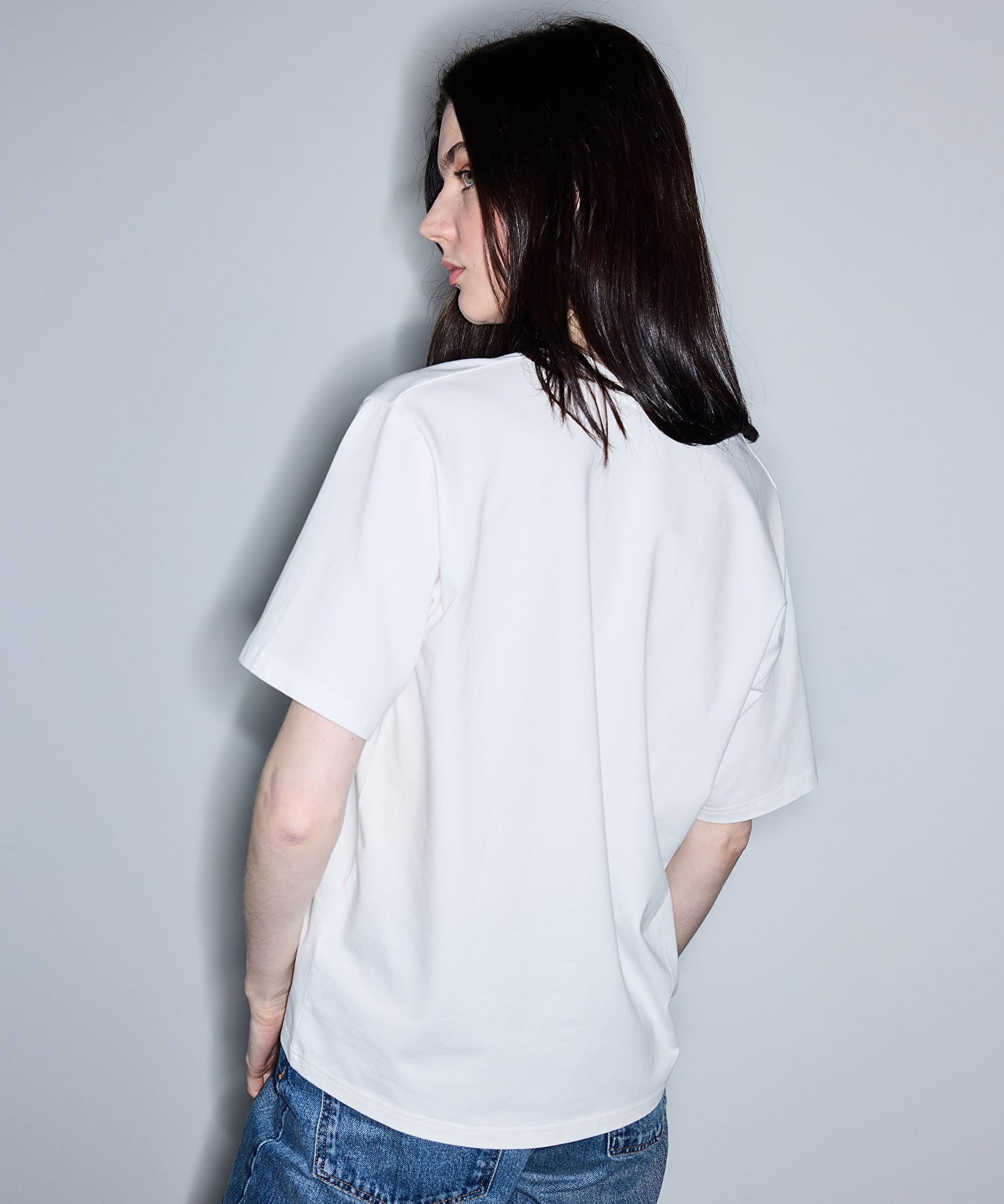 Basic V Yaka Tişört