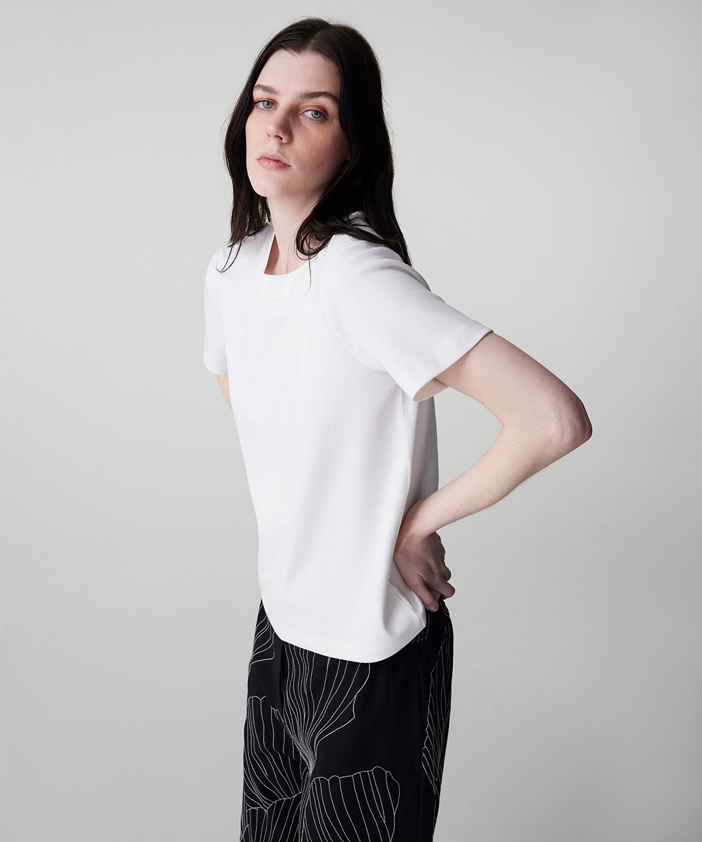 Kontrast Yaka Colorblock Tişört