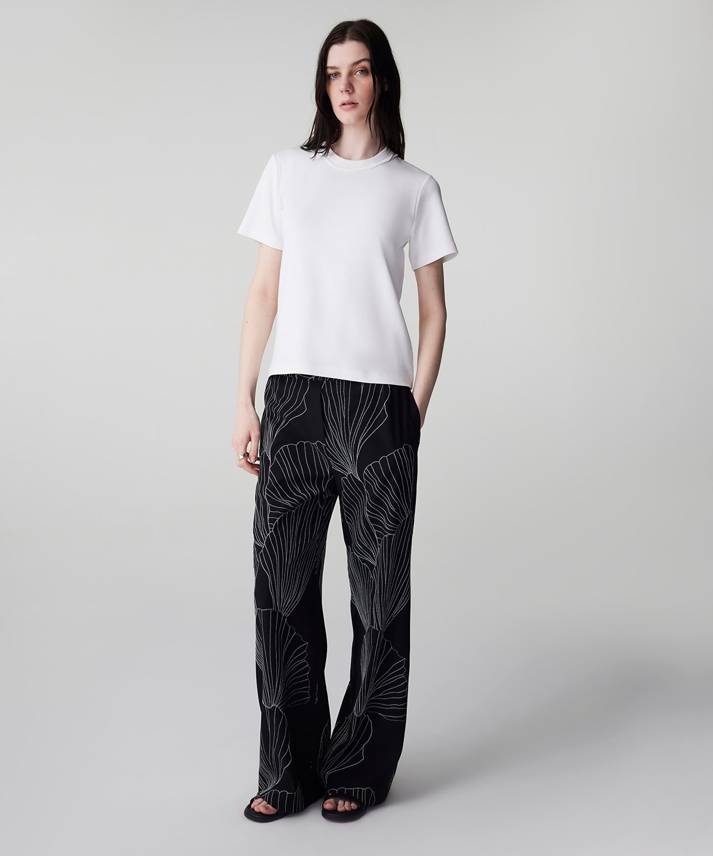 Kontrast Yaka Colorblock Tişört