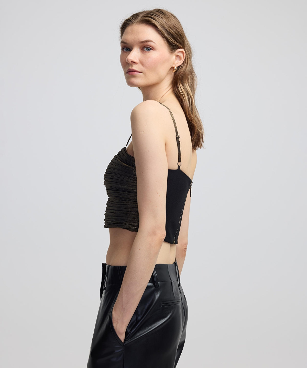 Parlak Dokulu Drapeli Bluz