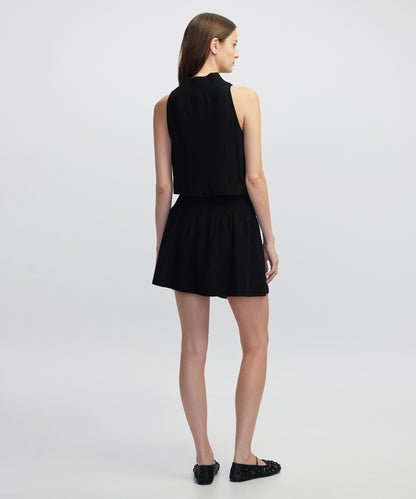 Dik Yaka Triko Elbise