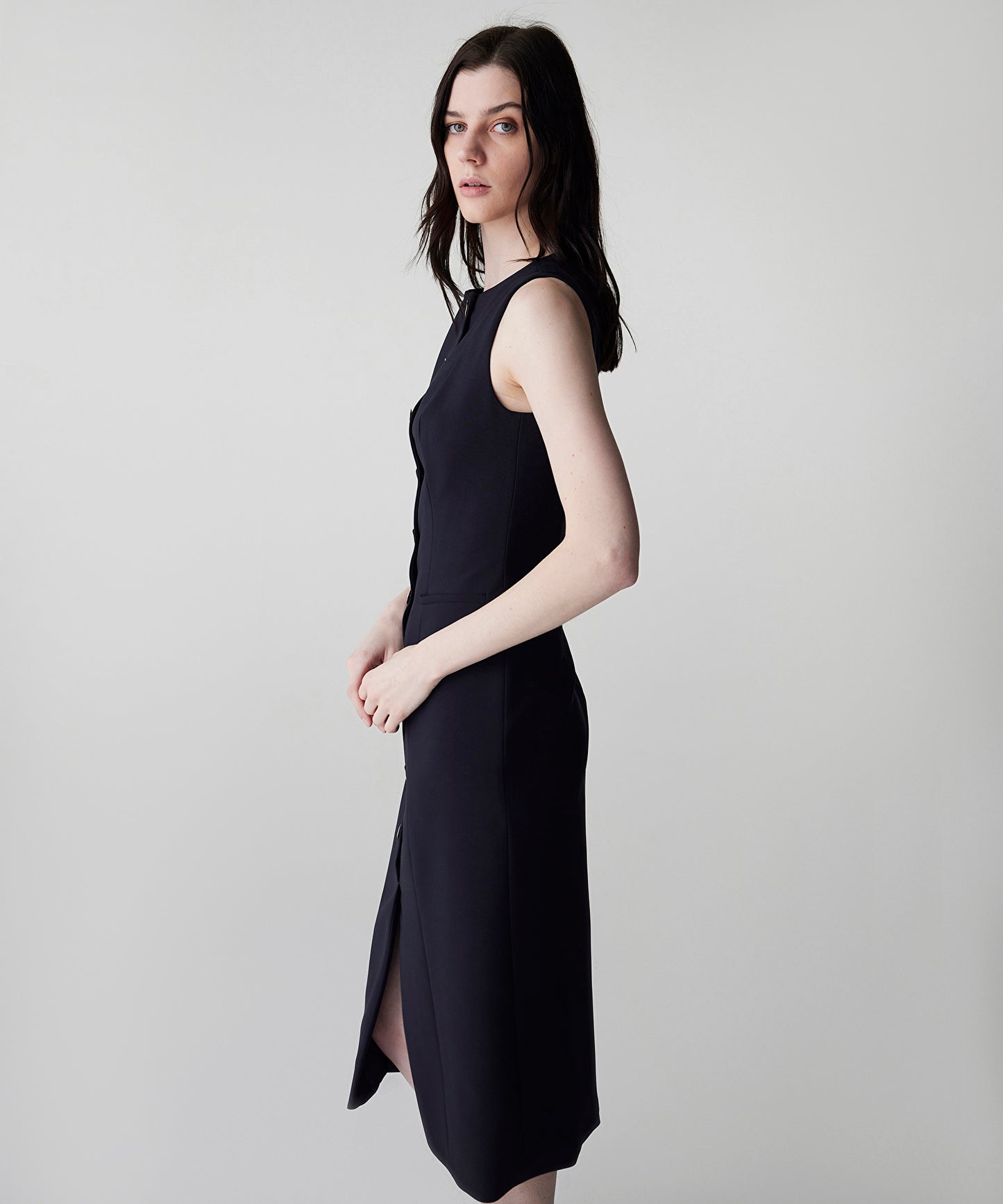 Metal Düğme Aksesuarlı Elbise