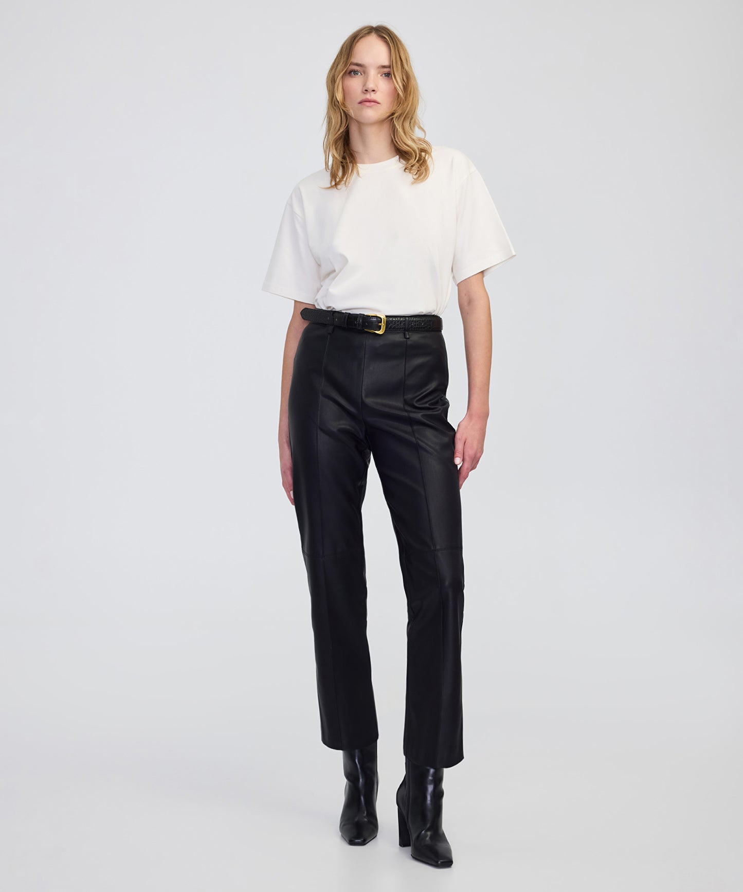 Deri Görünümlü Straight Fit Pantolon