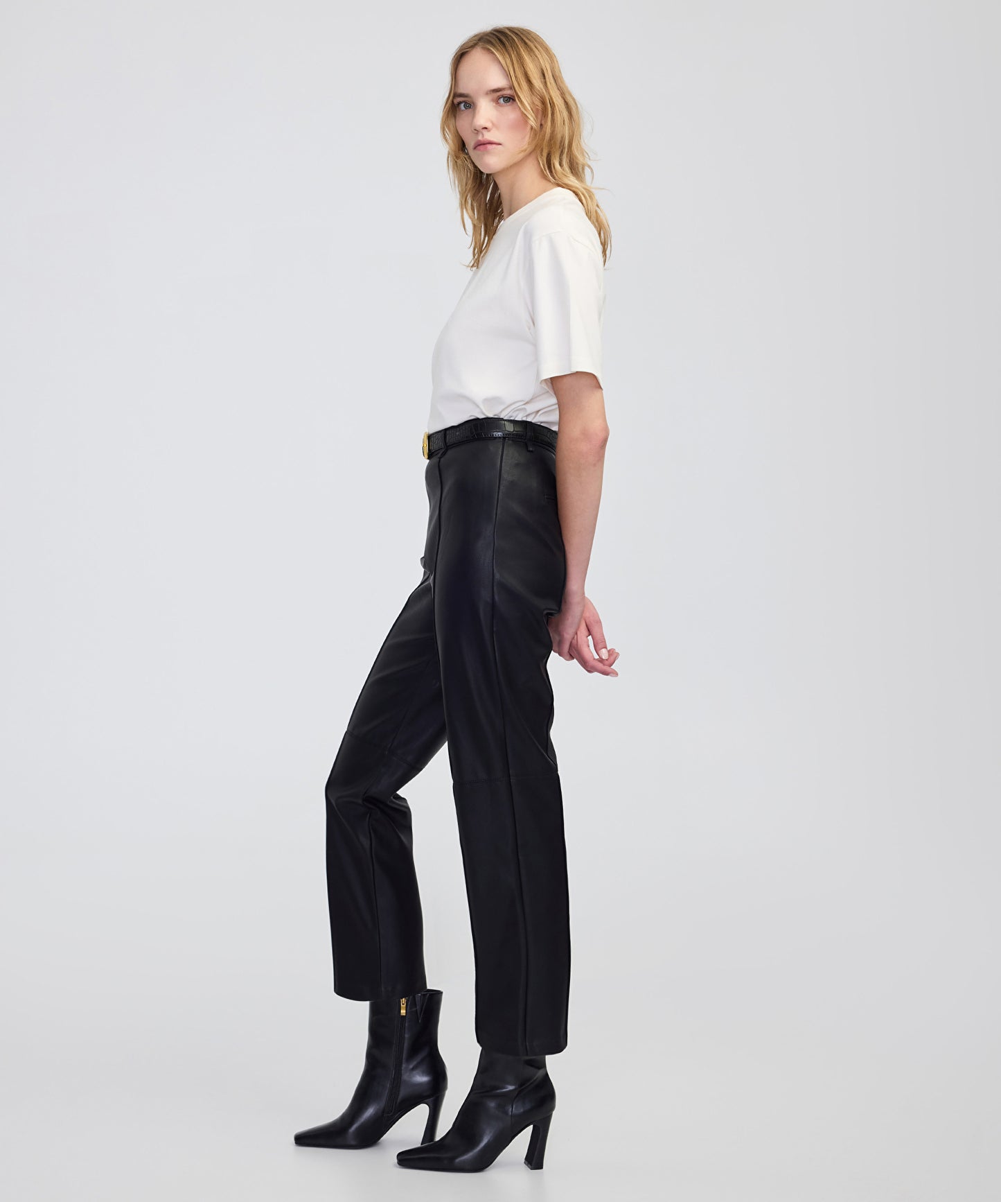 Deri Görünümlü Straight Fit Pantolon