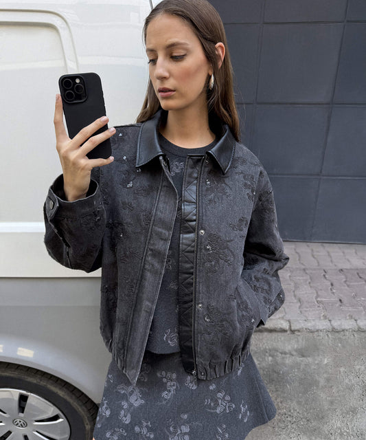 Kontrast Yaka Payetli Mont