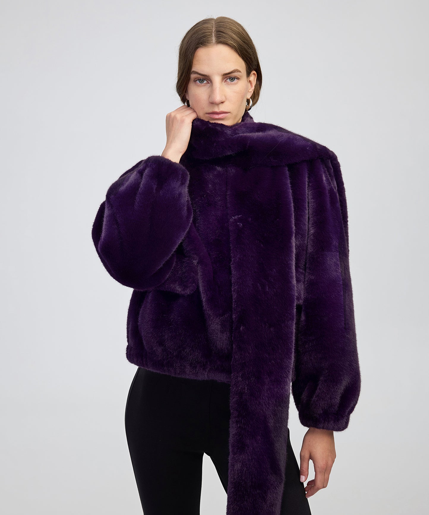 Atkılı Ve Cep Kapaklı Suni Kürk