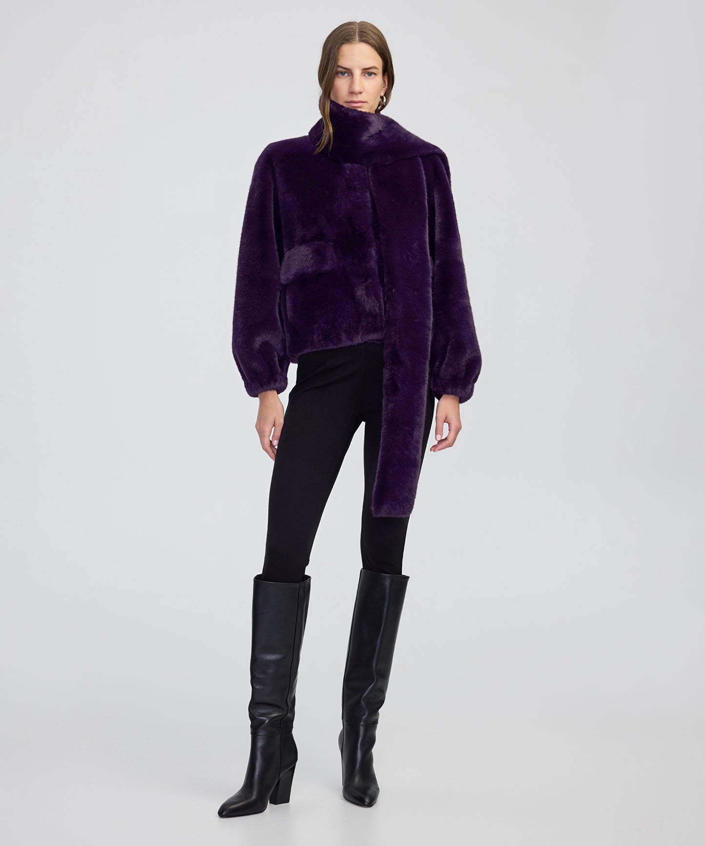 Atkılı Ve Cep Kapaklı Suni Kürk