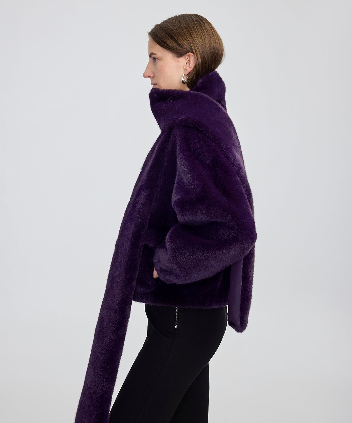 Atkılı Ve Cep Kapaklı Suni Kürk