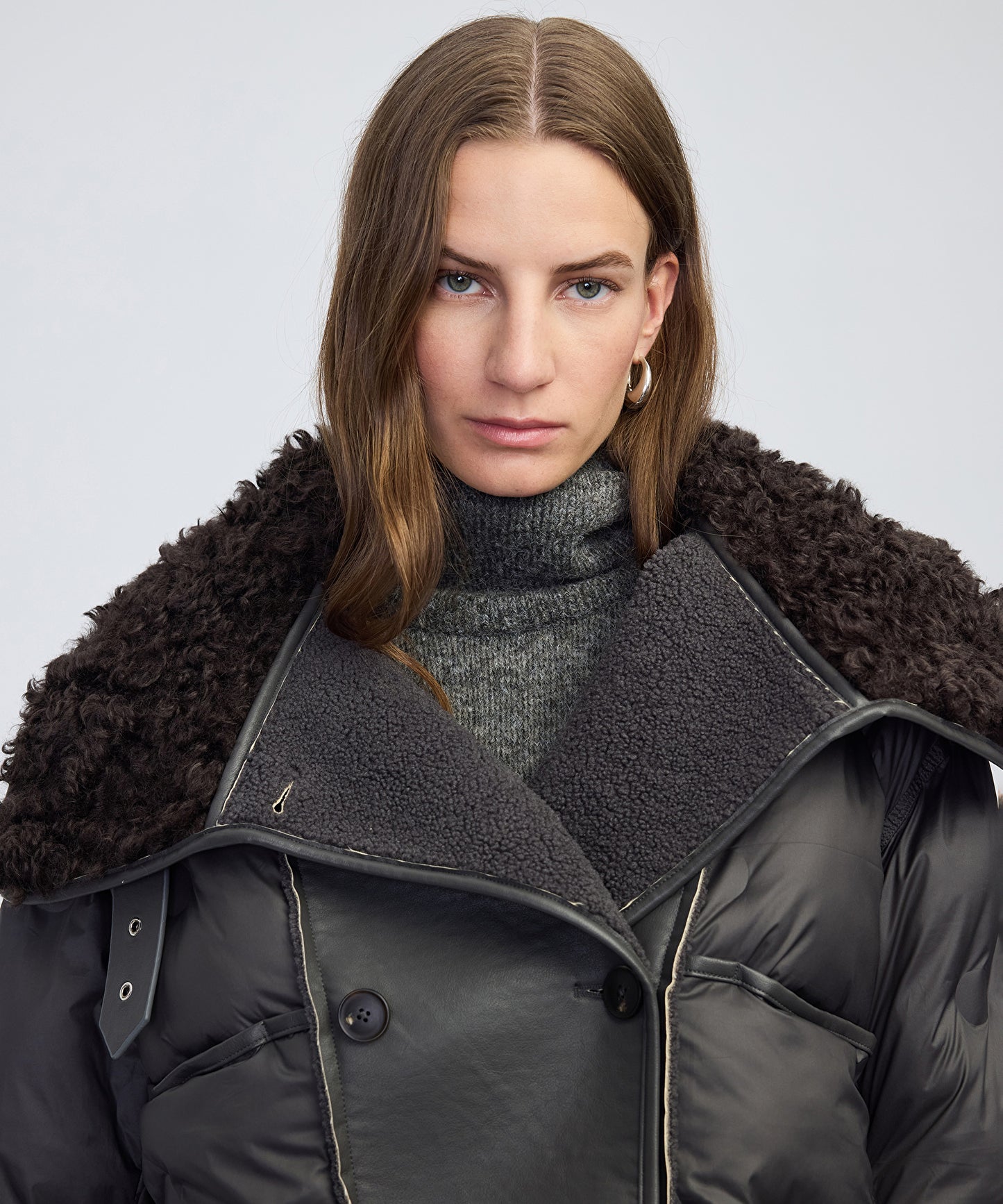 Kontrast Dokulu Teknik Kumaş Mont