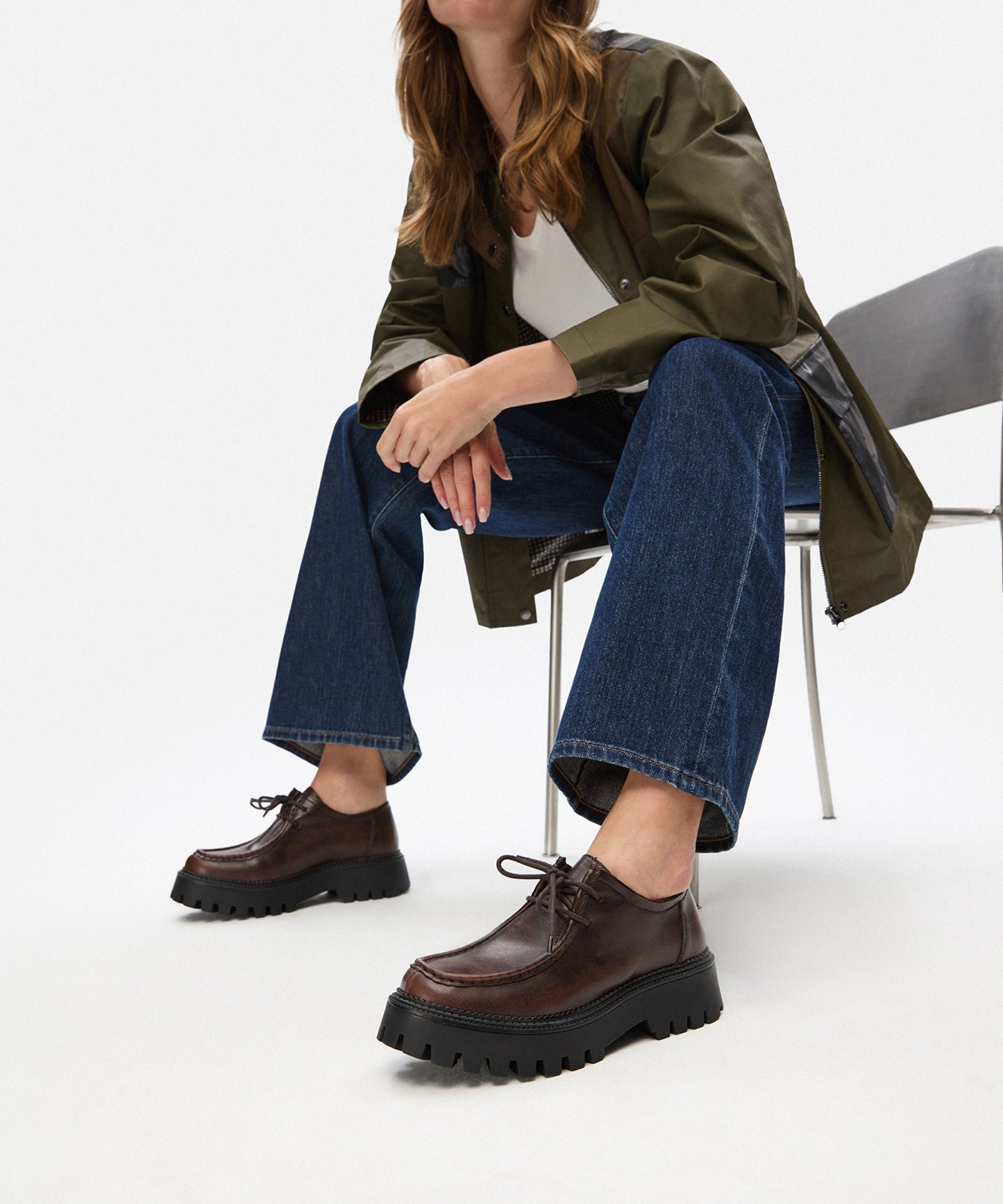 Deri Görünümlü Bağcıklı Makosen