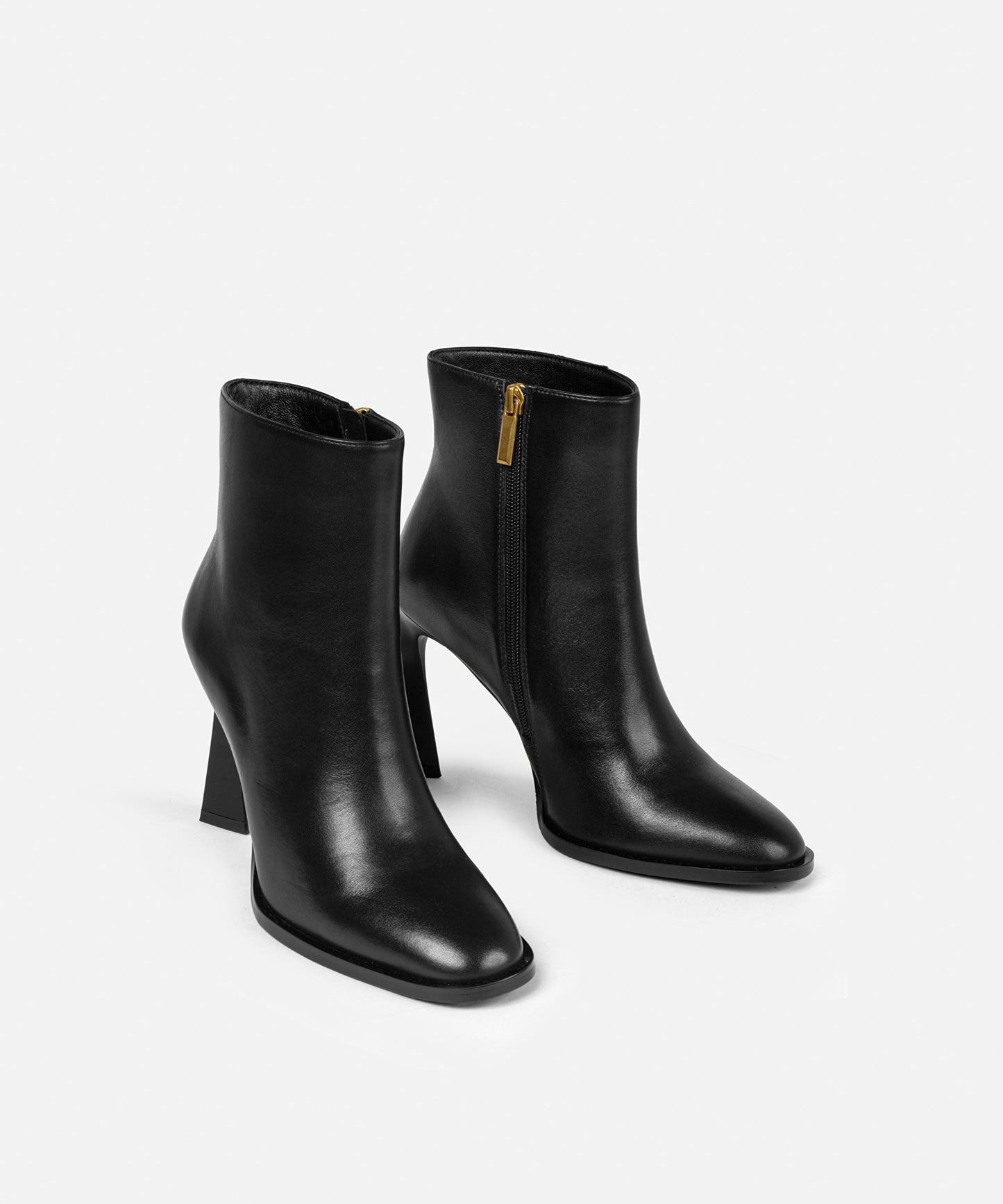 %100 Deri Topuklu Bot