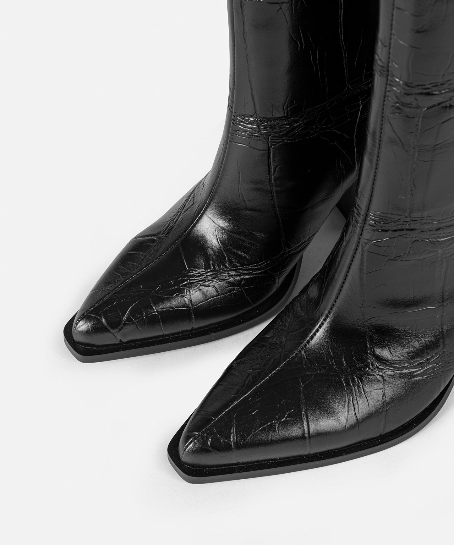 %100 Deri Sivri Burun Bot