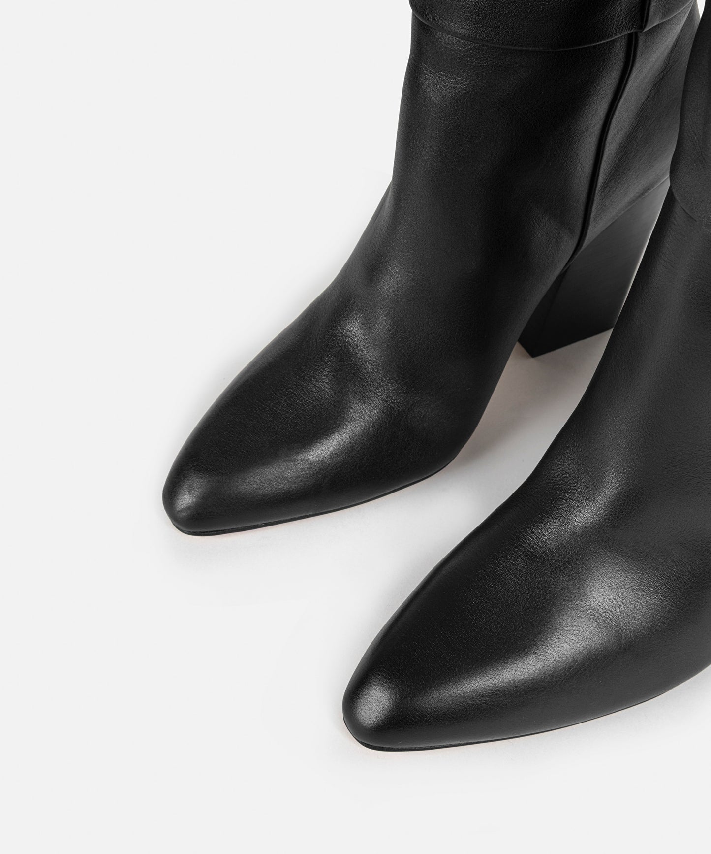 Blok Topuklu Deri Çizme