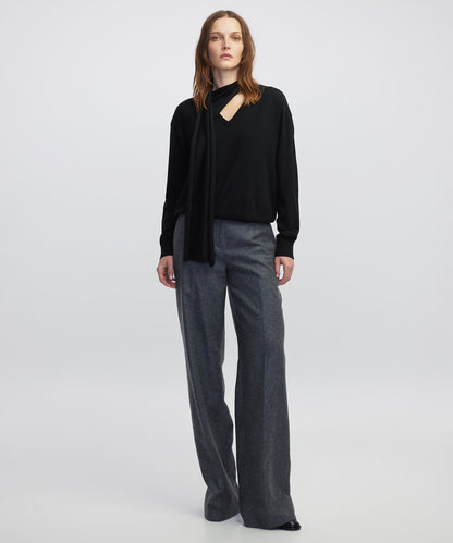 Atkılı V Yaka Triko