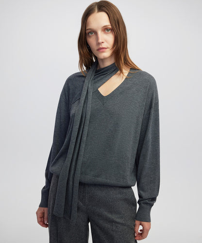 Atkılı V Yaka Triko