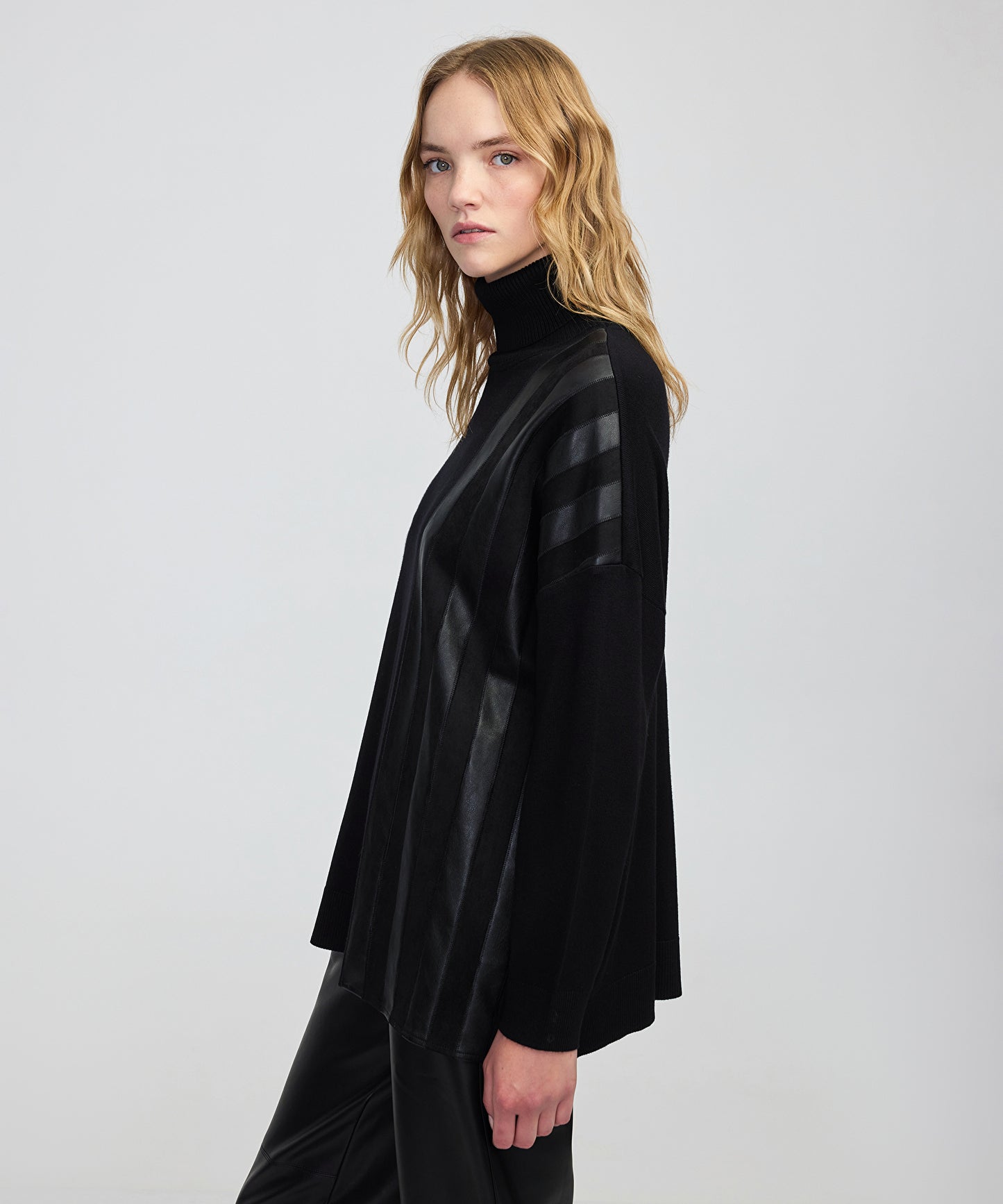Kontrast Dokulu Oversize Triko