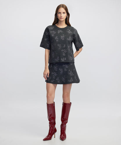 Çiçek Nakışlı Triko