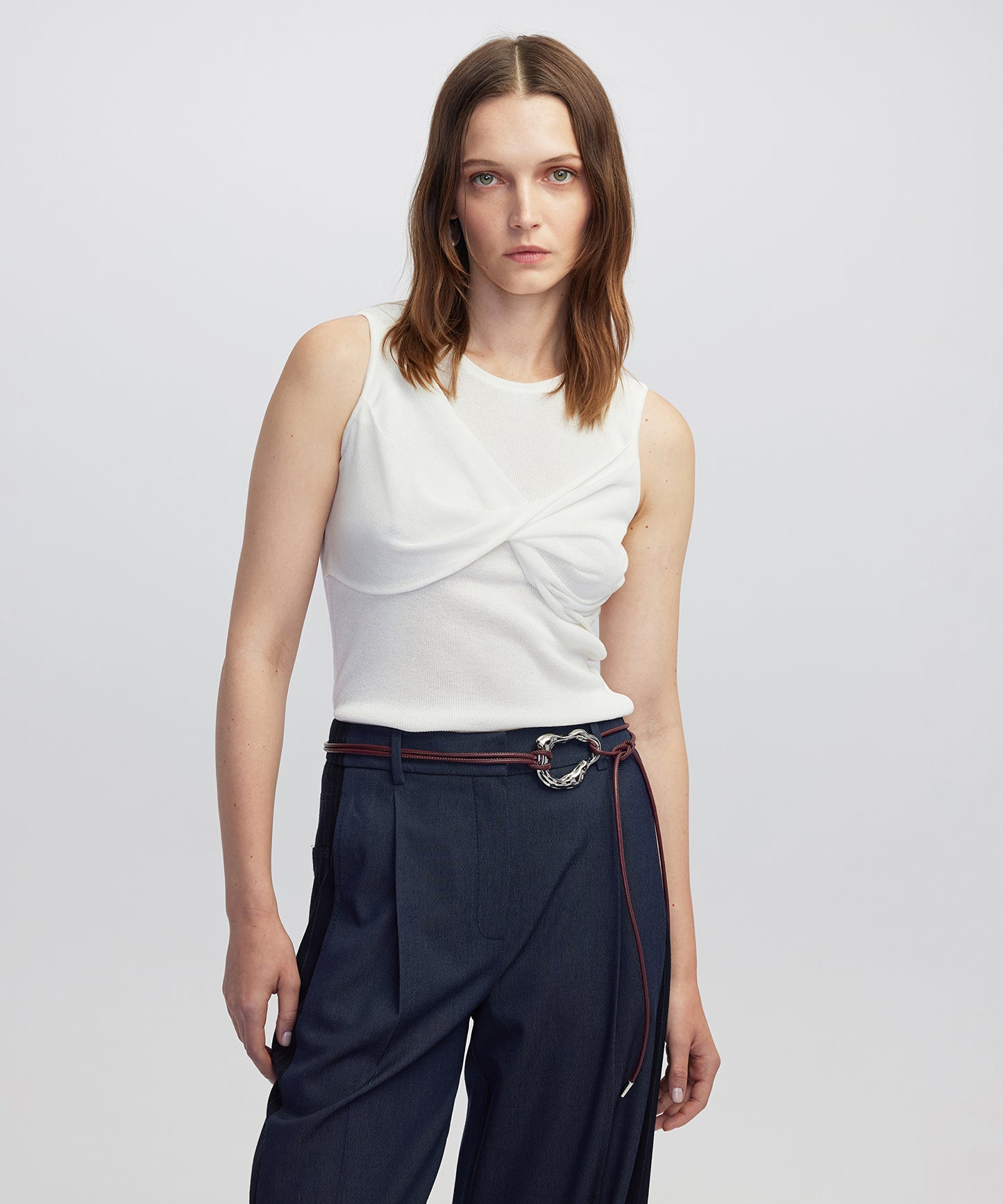 Burgulu Dar Kesim Triko