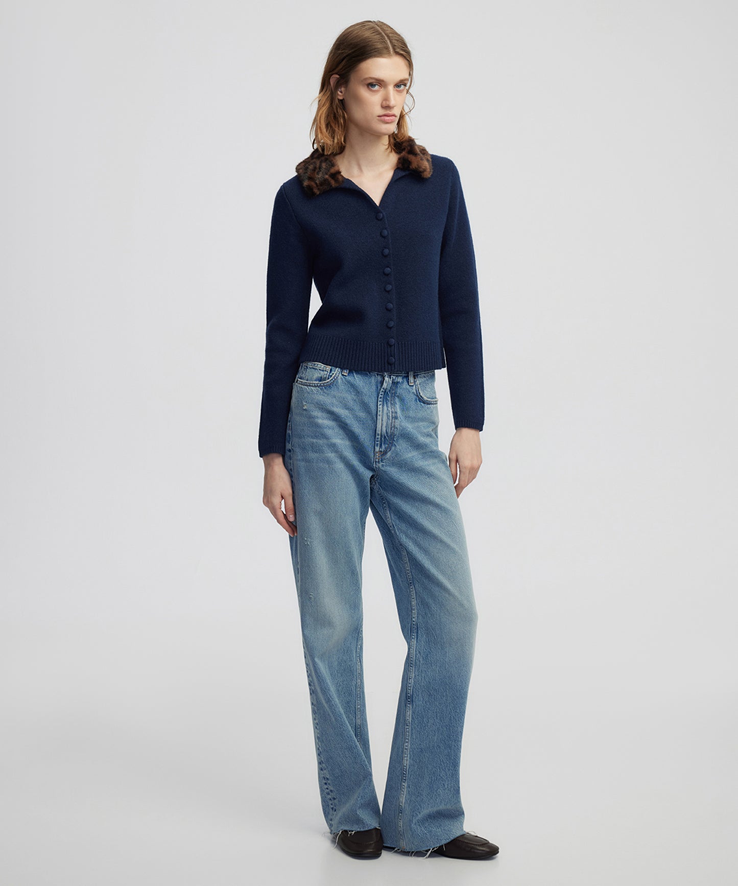 Kontrast Yaka Triko Hırka