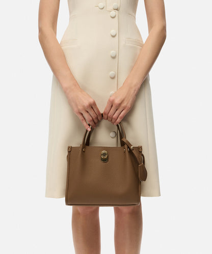 The Essential Tote Çanta