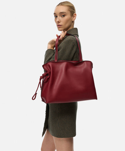 Deri Görünümlü Çanta