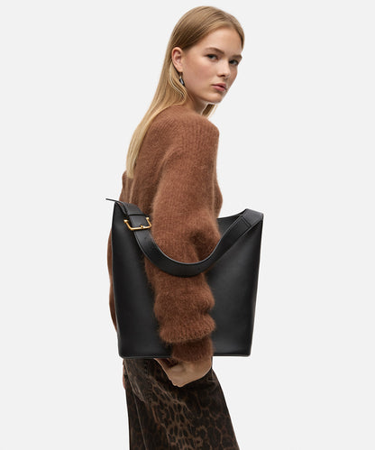 Deri Görünümlü Bucket Çanta