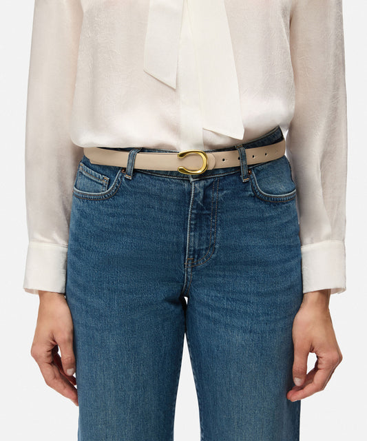 Metal Tokalı Deri Görünümlü Kemer