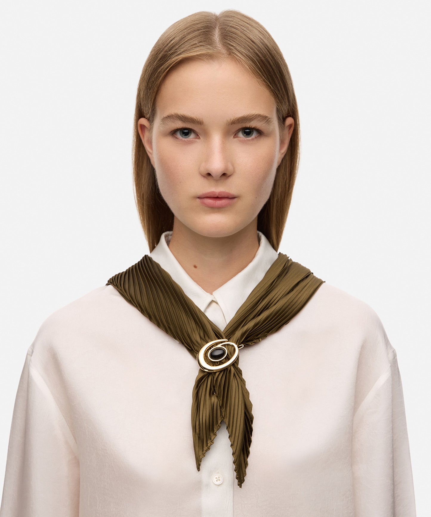 Kontrast Taşlı Broş