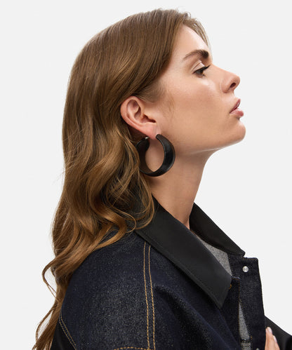 Deri Görünümlü Halka Küpe