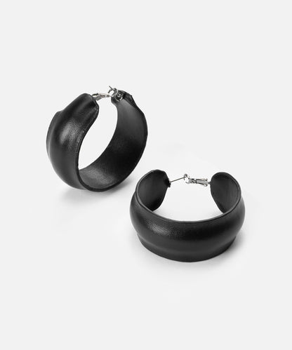 Deri Görünümlü Halka Küpe