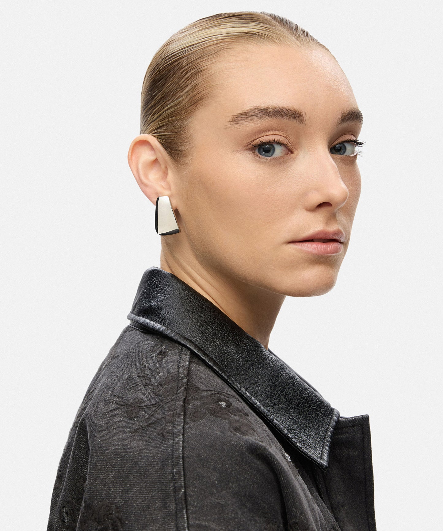 Ikili Metal Küpe Seti