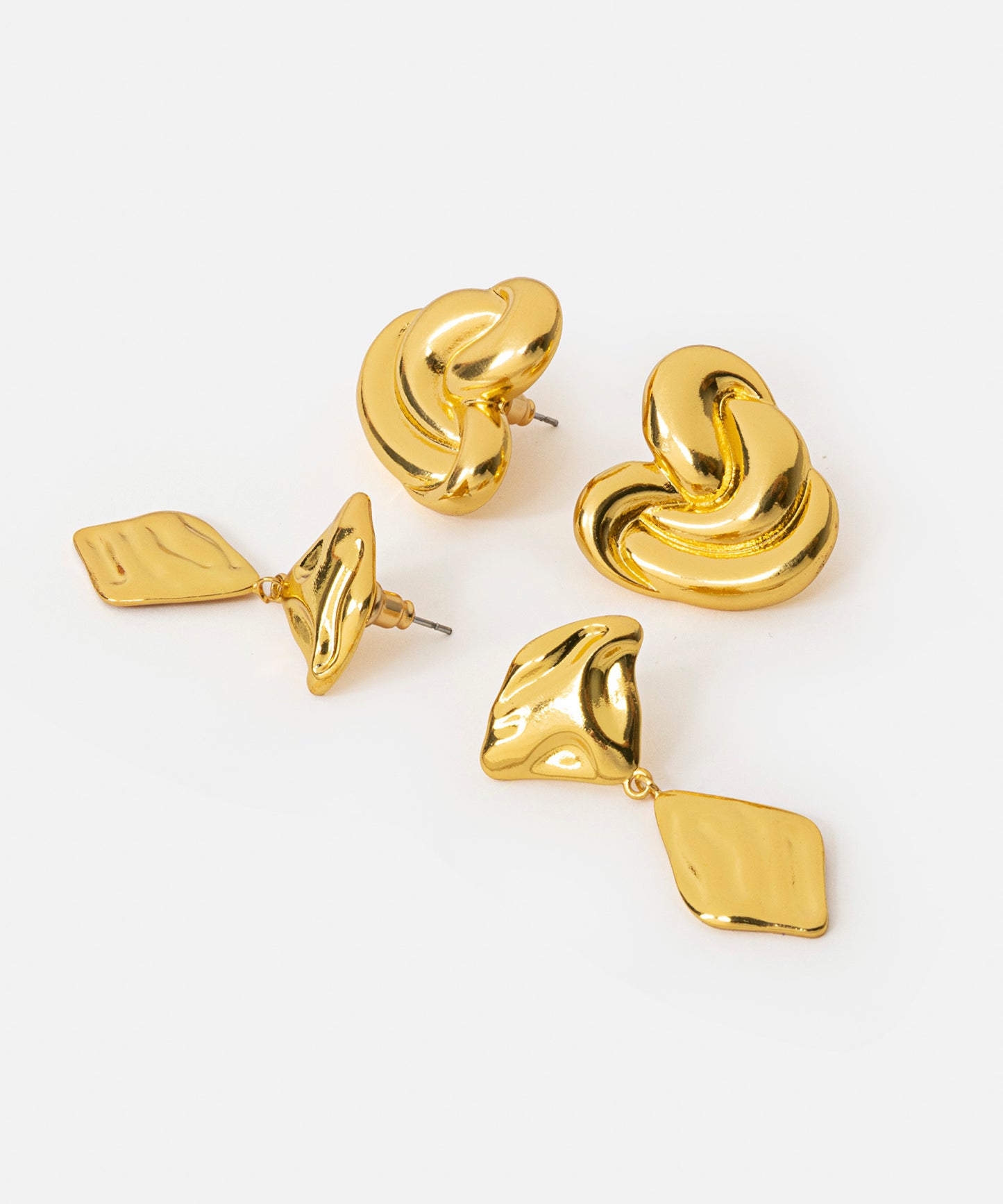 Dokulu Metal Küpe Seti