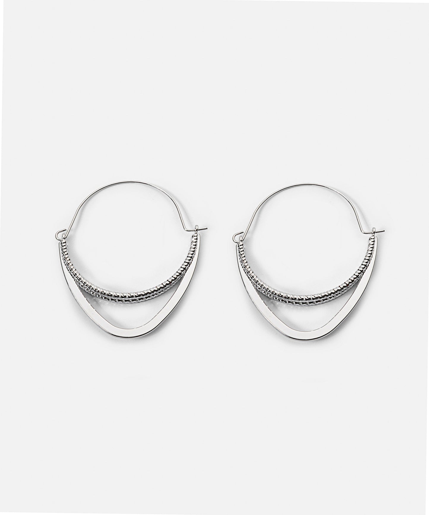 Kontrast Dokulu Metal Küpe