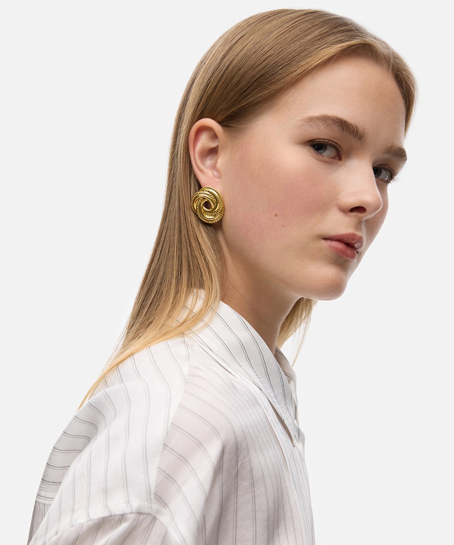 Dokulu Sarmal Paslanmaz Çelik Küpe