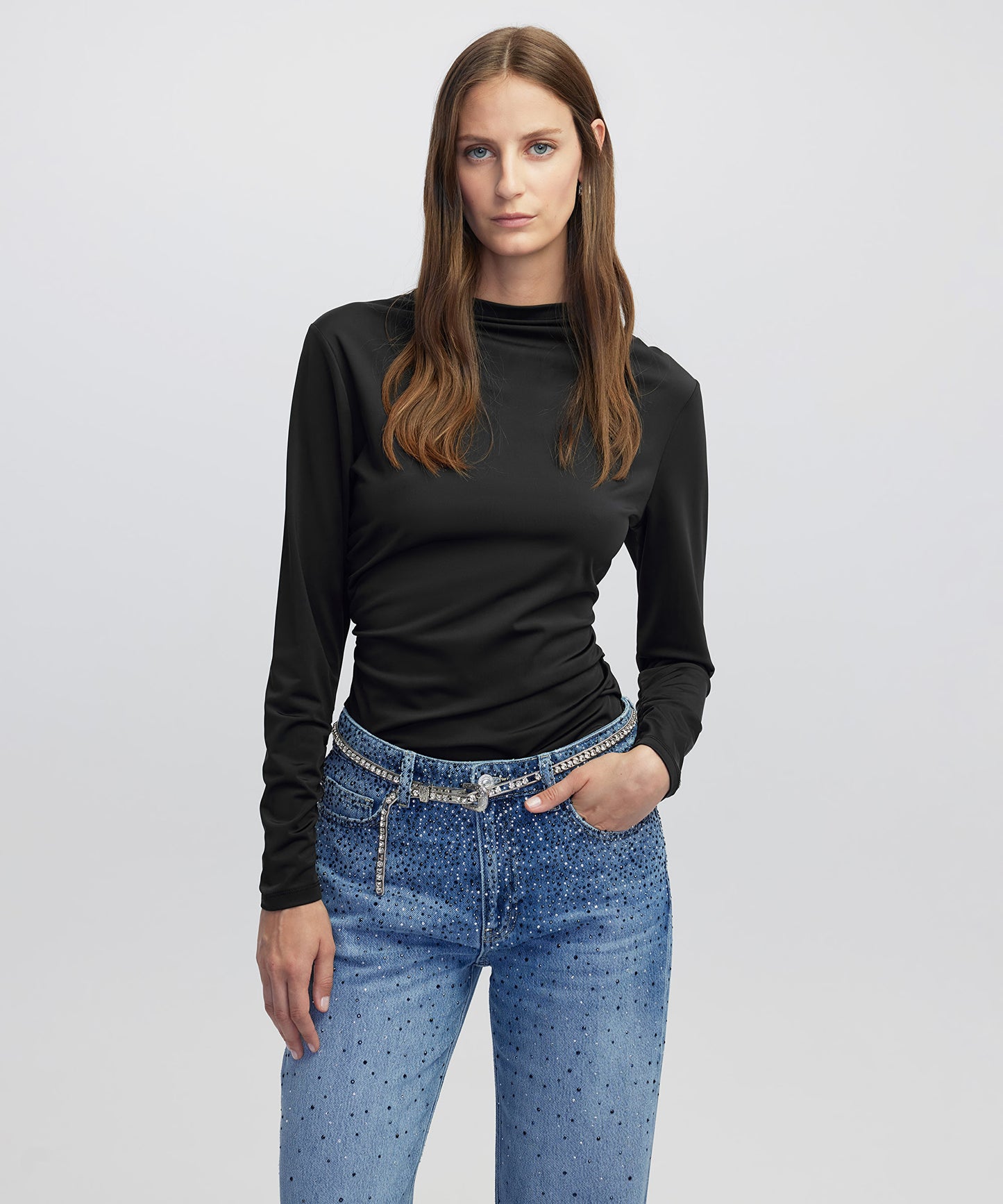 Büzgülü Yüksek Yaka Tişört