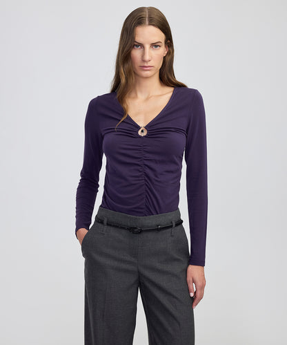 Metal Aksesuarlı Büzgülü Tişört